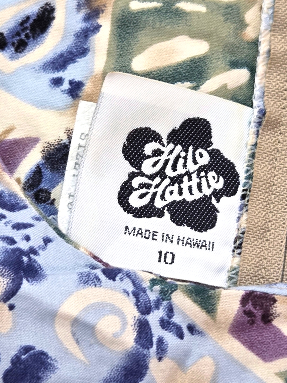 Vintage Hilo Hattie Hawaiian Maxi Dress | Made in Hawaii | Size 10* - Picture 3 of 8